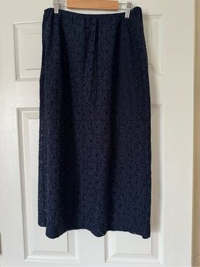 Old Navy Lace Midi Skirt - -Navy blue- Sz M
